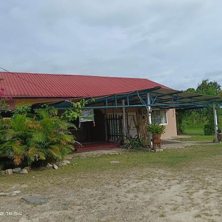 Embun Langkawi Pantai Cenang Villa Pantai Cenang  Exterior photo